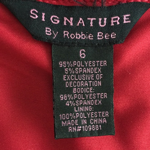 SIGNATURE by Robbie Bee | Little Red Dress - Picture 9 of 9